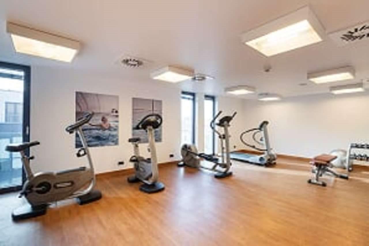 Exe Budapest Center Luaran gambar